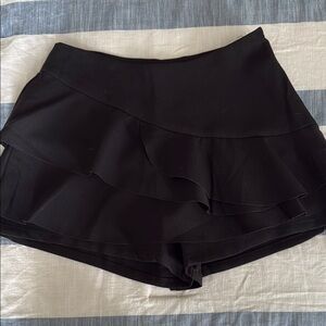 Elegant Black Ruffle Women's Shorts